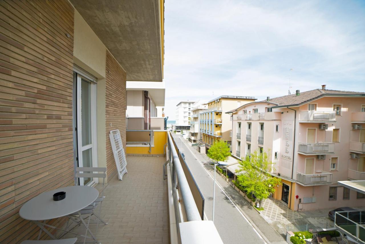 Hotel Ischia Rimini Exterior photo