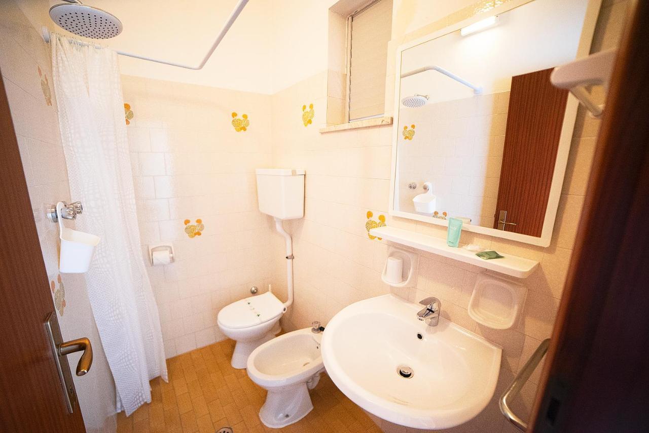 Hotel Ischia Rimini Exterior photo