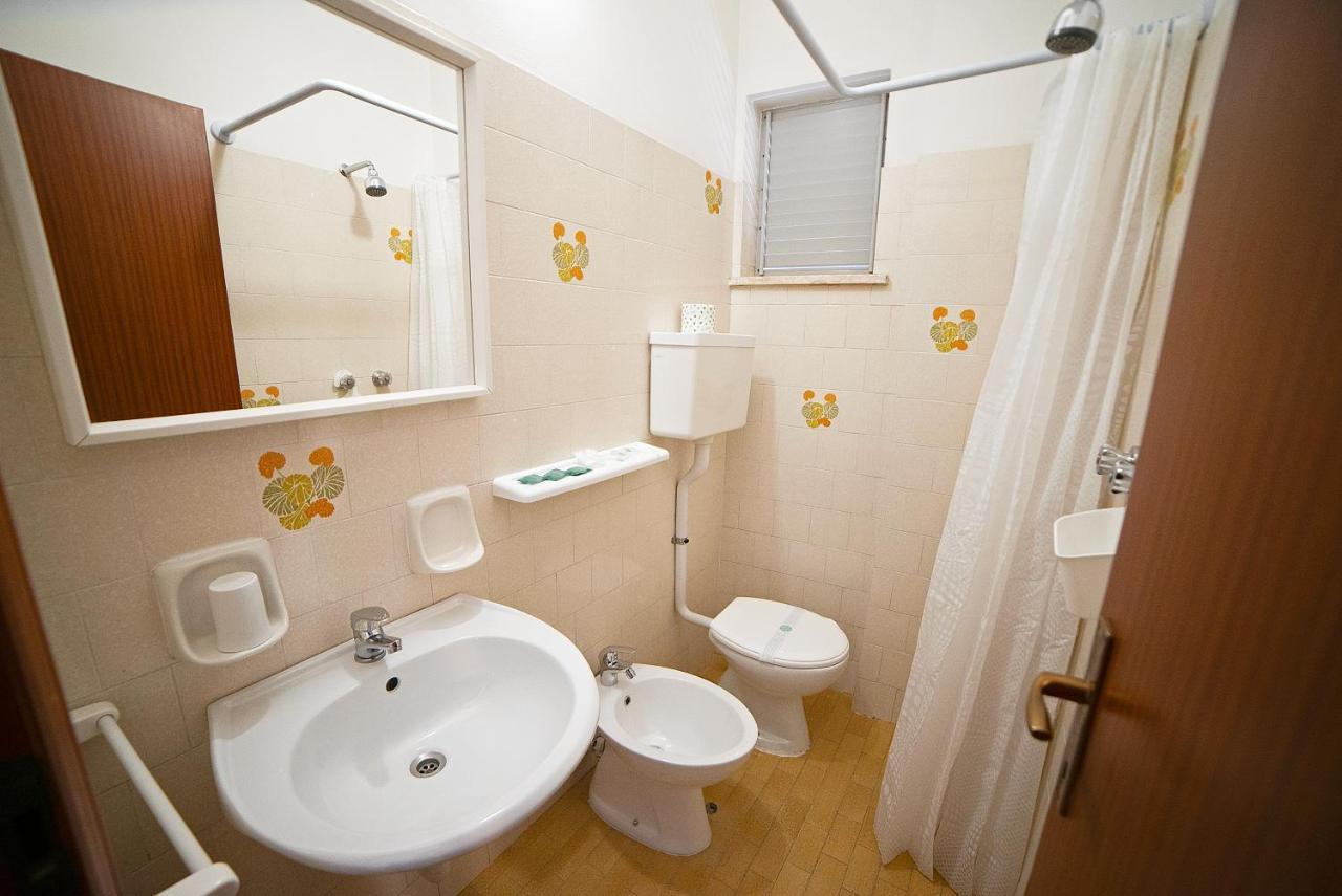 Hotel Ischia Rimini Exterior photo